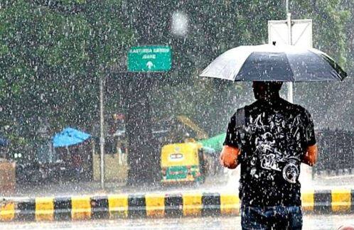 આવતીકાલે આ જિલ્લાઓમાં પડશે વરસાદ-  બનાસકાંઠા,  પાટણ, મહેસાણા, સાબરકાંઠા, અરવલ્લી, પંચમહાલ, દાહોદ, મહીસાગર, વડોદરા, છોટાઉદેપુર, ગાંધીનગર,  વલસાડ, નવસારી, દમણ, દાદરા નગર હવેલી, અમરેલી, ભાવનગર અને કચ્છમાં સામાન્યથી મધ્યમ વરસાદની આગાહી છે.