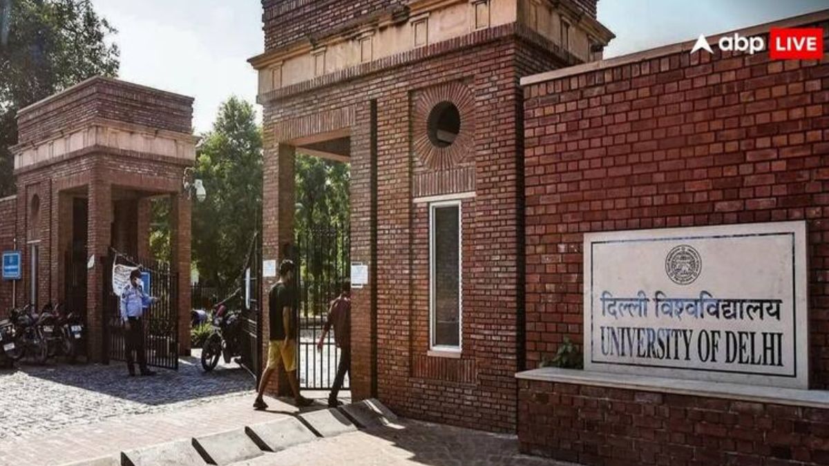 DU में Psychology के सिलेबस पर बवाल! कश्मीर, इजराइल-फिलिस्तीन जैसे मुद्दे पर ‘राजनीतिक हस्तक्षेप’ का आरोप