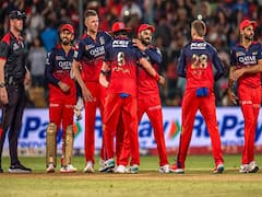 বৃষ্টির সম্ভাবনা প্রবল, চিন্নাস্বামীতে ভেস্তে যেতে পারেন বিরাট-ধোনি ডুয়েল