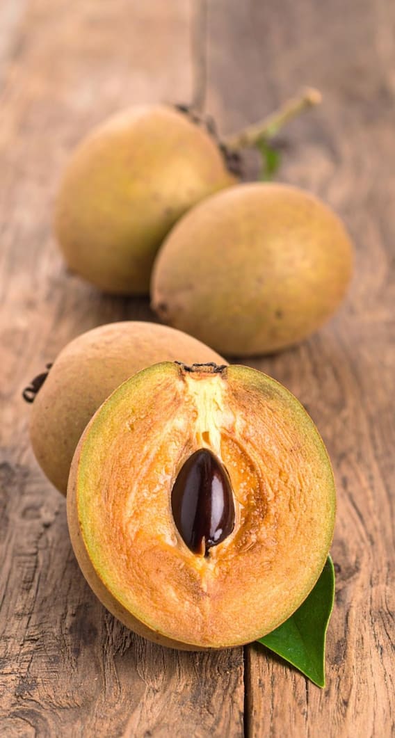 सेहत के लिए फायदेमंद मीठा-मीठा चीकू, हड्डियों को बनाए मजबूत