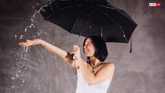 गर्मियों में होने वाली बारिश में भीगने से हो सकते हैं बीमार? ये रहा जवाब