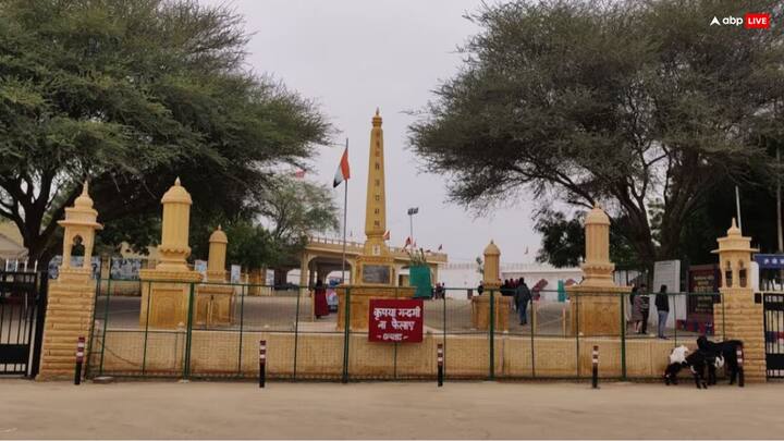 1965 के युद्ध के दौरान माता के चमत्कारों के आगे नतमस्तक हुए पाकिस्तानी ब्रिगेडियर शाहनवाज खान ने भारत सरकार से यहां दर्शन करने की अनुमति मांगी. कई मुश्किल के बाद भारत सरकार से अनुमति मिलने पर ब्रिगेडियर खान ने न केवल माता की प्रतिमा के दर्शन किए, बल्कि मंदिर में चांदी का एक छत्र भी चढ़ाया था.