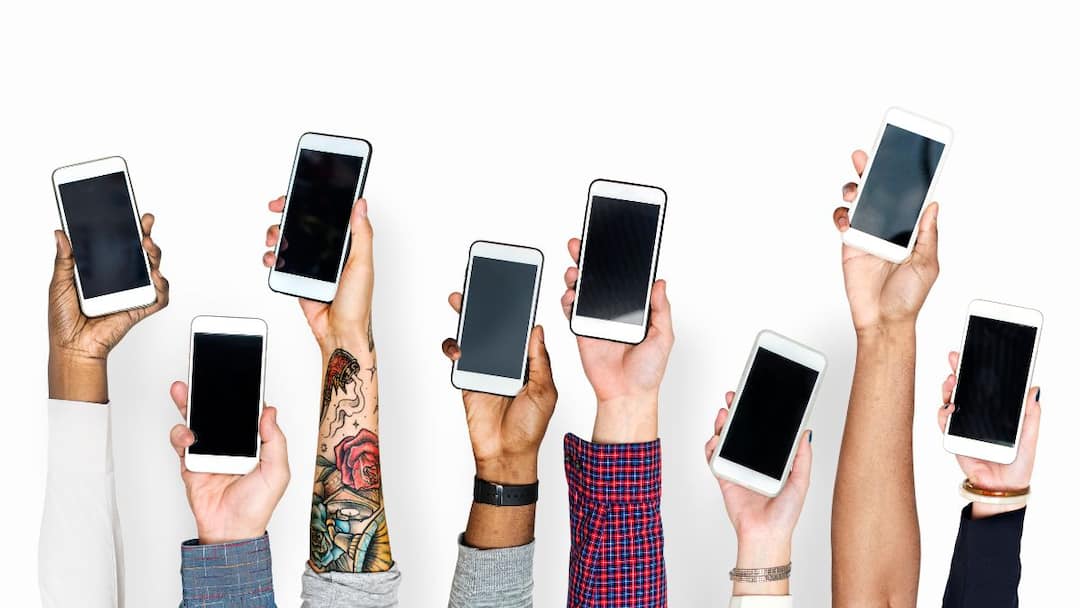 Global Smartphone Market Sees Modest Growth Despite Tariff Concerns, Apple Logs Highest Revenue Surge In Q1 Global Smartphone Market Sees Modest Growth Despite Tariff Concerns, Apple Logs Highest Revenue Surge In Q1 Global Smartphone Market Sees Modest Growth Despite Tariff Concerns, Apple Logs Highest Revenue Surge In Q1