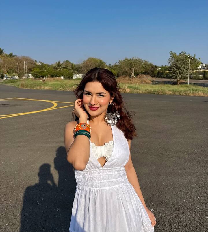 Avneet has 31.7 million Instagram followers — more than Janhvi Kapoor, Allu Arjun, and others.