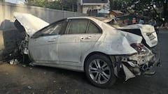 Pune Hit And Run : पुण्यात पुन्हा ‘हिट अँड रन’; भरधाव मर्सिडीज कारनं दुचाकीस्वाराला उडवलं, तरुणाचा जागीच मृत्यू, दोन जखमी,  अपघाताचे अंगावर काटा आणणारे फोटो समोर