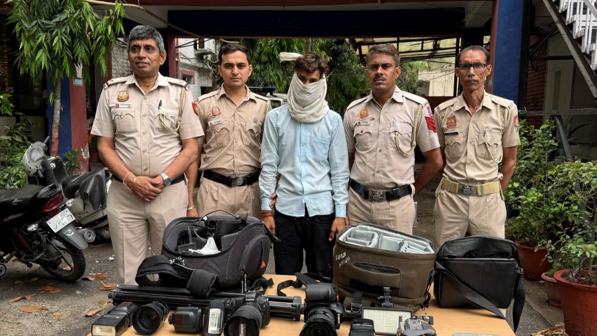 वारदात ऐसी कि फिल्मी लगे… एक ट्रिप में बना दोस्त और बातों-बातों में लाखों का सामान लेकर उड़नछू हो गया टैक्सी ड्राइवर