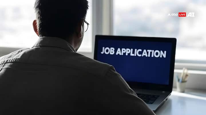 सबसे पहले उम्मीदवार वेबसाइट पर जाएं और “IHMCL Recruitment 2025” लिंक पर क्लिक करें. उसके बाद उम्मीदवार मांगी गई सभी जानकारी भरें और डॉक्यूमेंट अपलोड करें. फिर उम्मीदवार आवेदन फॉर्म सबमिट करें. इसके बाद उम्मीदवार आवेदन फॉर्म का प्रिंट आउट निकाल लें.