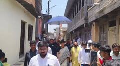 पंकजा मुंडेंनी घेतली बाबासाहेब आगेंच्या कुटुंबीयांची भेट; काही दिवसांआधी झाला होता खून