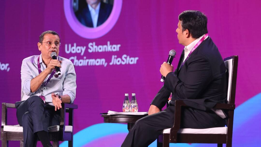 ஜியோஸ்டார் நிறுவனத்தின் $10 பில்லியன் முதலீடு — யூடியூபை மிஞ்சி இந்தியாவுக்கே வரலாற்றுச் சாதனை JioStar Spends $10 Billion on Content, Surpassing YouTube’s $2.53 Billion ஜியோஸ்டார் நிறுவனத்தின் $10 பில்லியன் முதலீடு — யூடியூபை மிஞ்சி இந்தியாவுக்கே வரலாற்றுச் சாதனை