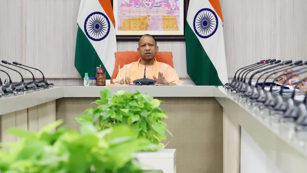 यूपी के इन 13 जिलों में होगा शहरी विस्तार योजना के तहत काम, सीएम योगी ने मीटिंग में किया ऐलान