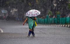 Weather Update News: কয়েক ঘণ্টা পরেই বৃষ্টি আসছে কলকাতায়, সোম-মঙ্গলবারেও কোন জেলায় কেমন থাকবে আবহাওয়া?