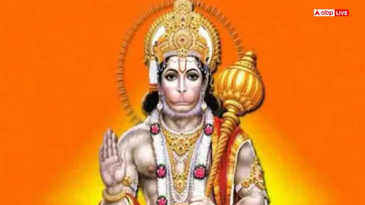 कथा के अनुसार, जब बेगम रबीया ने भगवान हनुमान जी की मूर्ति की स्थापना करवाई, तो उन्हें पुत्र रत्न की प्राप्ति हुई. इसके बाद नवाब ने मंदिर के ऊपर चांद और तारा का चिन्ह लगवाया. आगे चलकर 1966 में लखनऊ के बनारसी दास कपूर चंद अग्रवाल जी ने मंदिर का पुनर्निर्माण और सुधार करवाया.