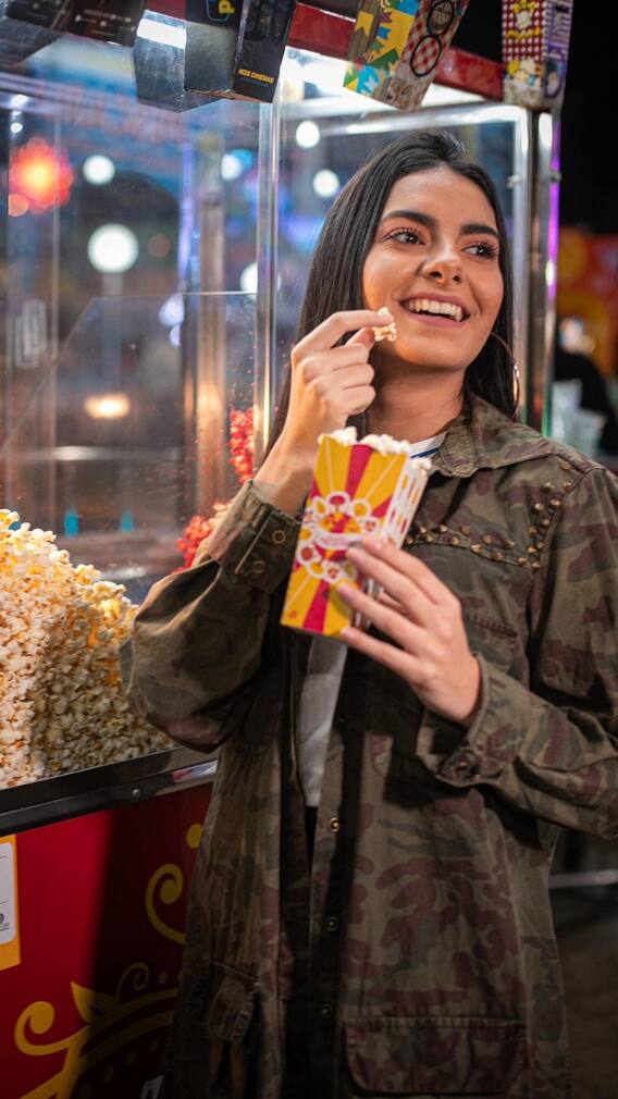 पाकिस्तान में कितने रुपये में बन जाती है एक फिल्म?