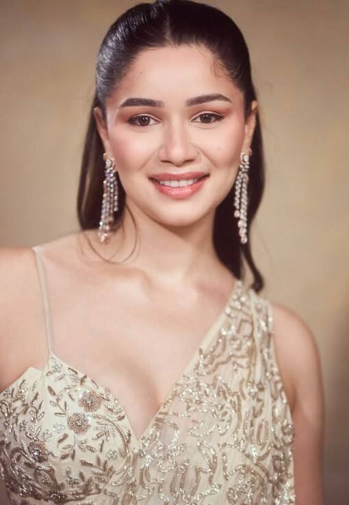 ਸਾਰਾ ਤੇਂਦੁਲਕਰ ਦੀ ਲਵ ਲਾਈਫ ਦਾ ਖੁਲਾਸਾ, ਇਸ ਮਸ਼ਹੂਰ ਹਸਤੀ ਨਾਲ ਜੁੜਿਆ ਨਾਮ...