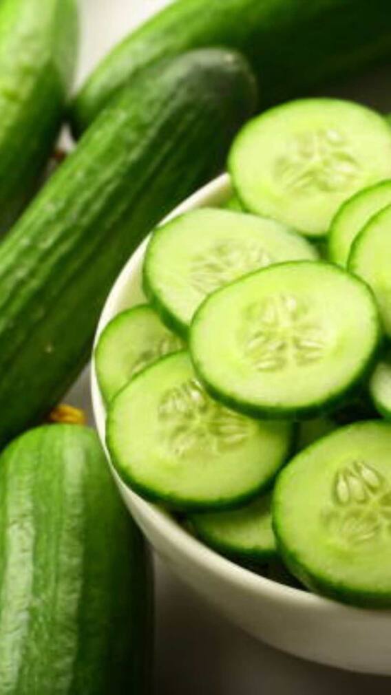 रात में क्यों नहीं खाना चाहिए खीरा?