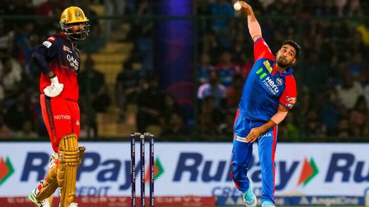 রাঠির মতোই নজর কেড়েছেন আরেক তরুণ লেগ স্পিনার বিপরাজ নিগমও। দিল্লি ক্যাপিটালসের হয়ে নিজের সাহসী বোলিংয়ে নজর কেড়েছেন তিনি।