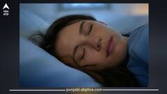 ਰਾਤ ਨੂੰ ਸੌਣ ਸਮੇਂ ਵਾਲ ਬੰਨ੍ਹਣੇ ਸਹੀ ਜਾਂ ਗਲਤ? ਇੱਥੇ ਜਾਣੋ ਜਵਾਬ