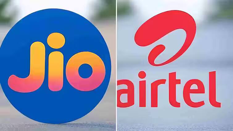 ફ્રી 5G ડેટા, અનલિમિટેડ કોલિંગ અને JioHotStor! 500 રૂપિયાથી ઓછી કિંમતે Jio અને Airtelમાંથી કોણ આપે છે વધુ લાભ reliance jio vs airtel who gives more benefits in less than rs 500 recharge plan ફ્રી 5G ડેટા, અનલિમિટેડ કોલિંગ અને JioHotStor! 500 રૂપિયાથી ઓછી કિંમતે Jio અને Airtelમાંથી કોણ આપે છે વધુ લાભ