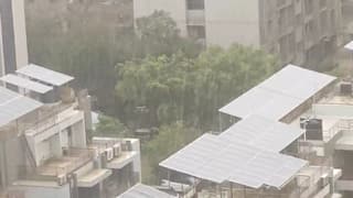 Gujarat Rain Forecast: માવઠાની આગાહી  દરમિયાન અમદાવાદમાં વાદળછાયા વાતાવરણ વચ્ચે વરસ્યો વરસાદ