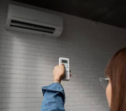 ਮੁੱਖ ਸਵਿੱਚ ਤੋਂ ਸਿੱਧਾ ਏਸੀ ਬੰਦ ਕਰਨ ਨਾਲ ਏਅਰ ਕੰਡੀਸ਼ਨਰ ਨੂੰ ਕੀ ਨੁਕਸਾਨ ਹੋ ਸਕਦਾ ਹੈ। ਨੁਕਸਾਨ ਜਾਣਨ ਤੋਂ ਬਾਅਦ, ਤੁਸੀਂ ਅਜਿਹੀ ਗਲਤੀ ਨਹੀਂ ਕਰੋਗੇ ਅਤੇ ਤੁਹਾਡਾ AC ਹਮੇਸ਼ਾ ਸੁਚਾਰੂ ਢੰਗ ਨਾਲ ਚੱਲਦਾ ਰਹੇਗਾ।