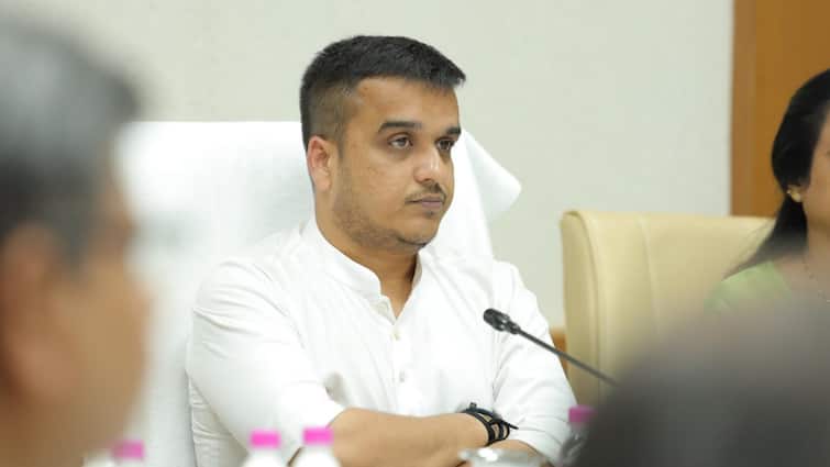 ‘Bangladeshi Infiltrators Entering Mainly Via Bengal’: Guj Minister As 550 Detained In State