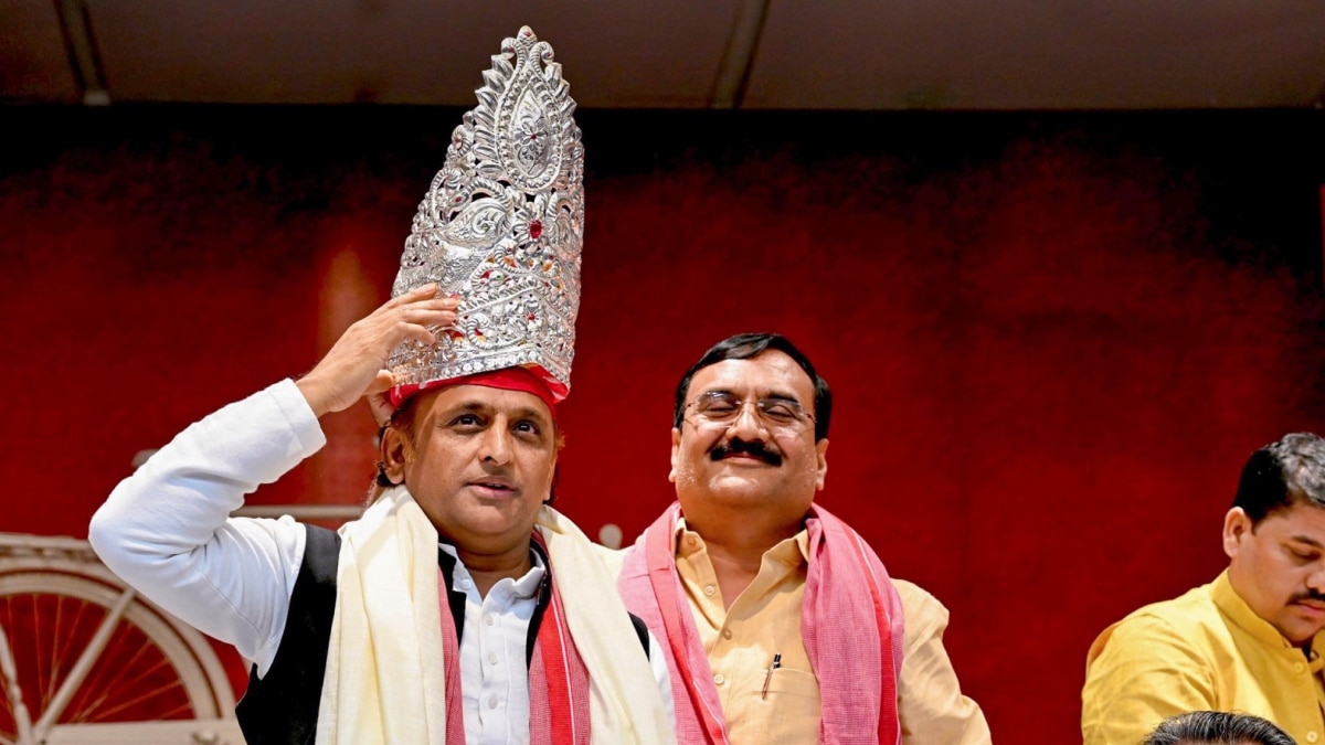 यूपी में अखिलेश यादव को CM बनाने के लिए सामने आया ये समाज, मिशन-27 से पहले पहना दिया ‘ताज’