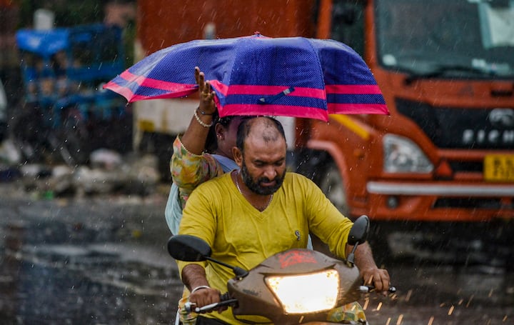 গাঙ্গেয় পশ্চিমবঙ্গ থেকে বিদর্ভ পর্যন্ত অক্ষরেখা যেটি ওড়িশা ও ছত্রিশগড় এর উপর দিয়ে গিয়েছে। আরও একটি উত্তর দক্ষিণ অক্ষরেখা রয়েছে রাজস্থান থেকে তামিলনাডু পর্যন্ত। এটি মারাঠা ওয়ারা ও কর্ণাটক এর ওপর দিয়ে বিস্তৃত।
