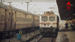 New Jalpaiguri Station Security: পহেলগাঁওকাণ্ডের জের, যাত্রীদের জন্য নিউ জলপাইগুড়ি স্টেশনে বাড়ল নিরাপত্তা