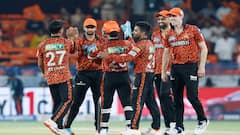 IPL 2025 SRH vs DC: கலக்கிய கம்மின்ஸ்.. சன்ரைசர்ஸா இப்படி பந்து போட்டது? 133 ரன்களுக்கு சுருண்ட டெல்லி