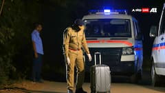 बेंगलुरु में रेलवे ब्रिज के पास मिला लावारिस सूटकेस, जब खोला गया तो उड़ गए होश