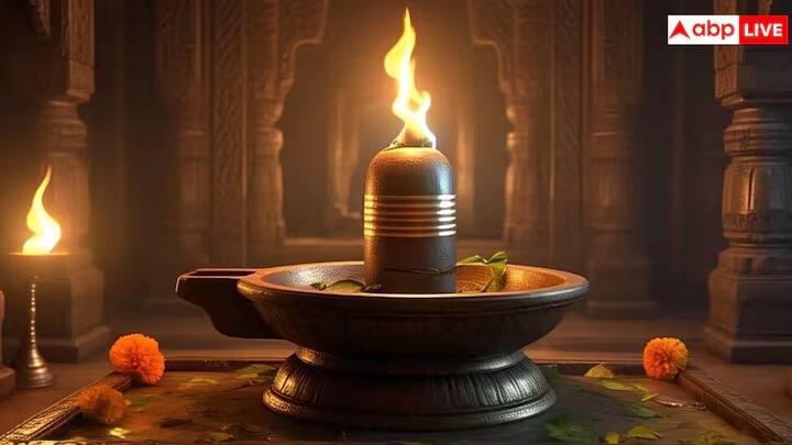 शिव पुराणानुसार, भगवान शंकराला बेलपत्र अतिशय प्रिय आहे. जेव्हा शिवलिंगावर दिवा लावला जातो यामुळे पूजा पूर्ण होते असं म्हणतात. यामुळे आपली भक्ती देवापर्यंत पोहोचते.