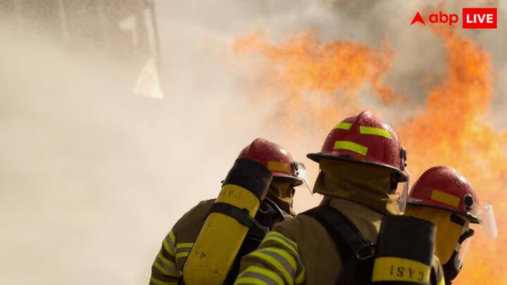 घटना 9 सितंबर 2023 की है, जहां एशिंगटन ने ग्यारहवीं एवेन्यू पर एक घर में आग लगने की सूचना पर दमकल कर्मियों को आग बुझाने के लिए भेज दिया. सच्चाई पता लगने पर दमकल कर्मियों के भी पैरों तले जमीन खिसक गई.