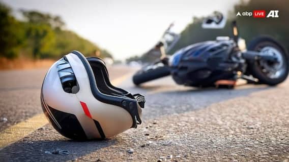 Hajipur Road Accident: हाजीपुर में भीषण सड़क हादसा, शादी से पहले दुल्हन के भाई समेत 3 की मौत, बवाल Hajipur Road Accident: हाजीपुर में भीषण सड़क हादसा, शादी से पहले दुल्हन के भाई समेत 3 की मौत, बवाल