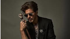 Shah Rukh Khan Impresses Desi Fans While Introducing Himself To Foreign Press At Met Gala, Watch