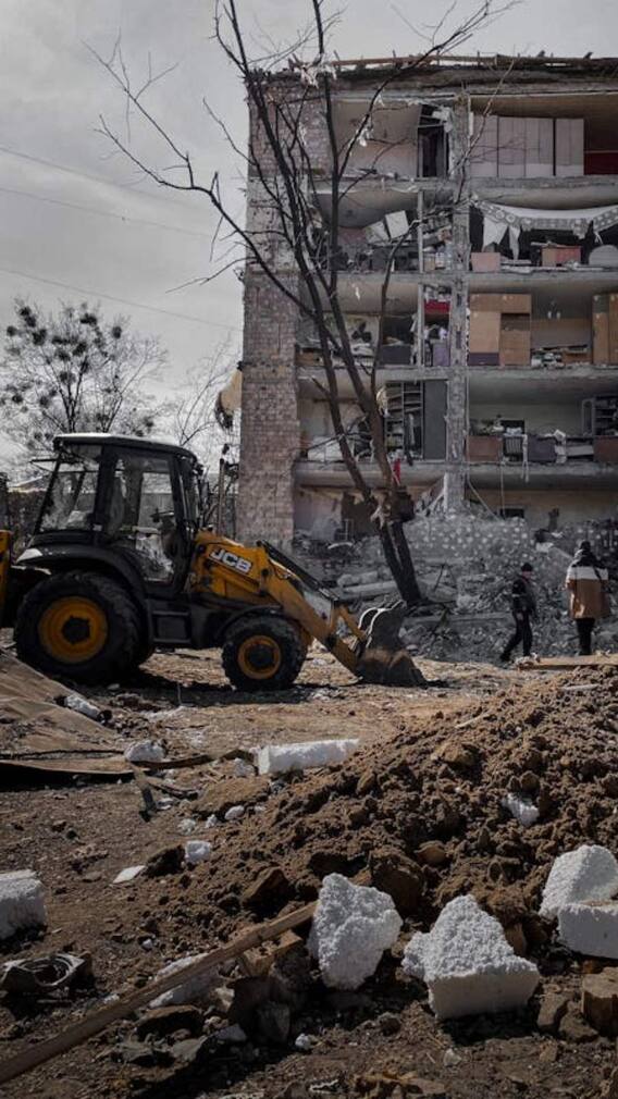 कौन-कौन सी कंपनियां बनाती हैं बुलडोजर?