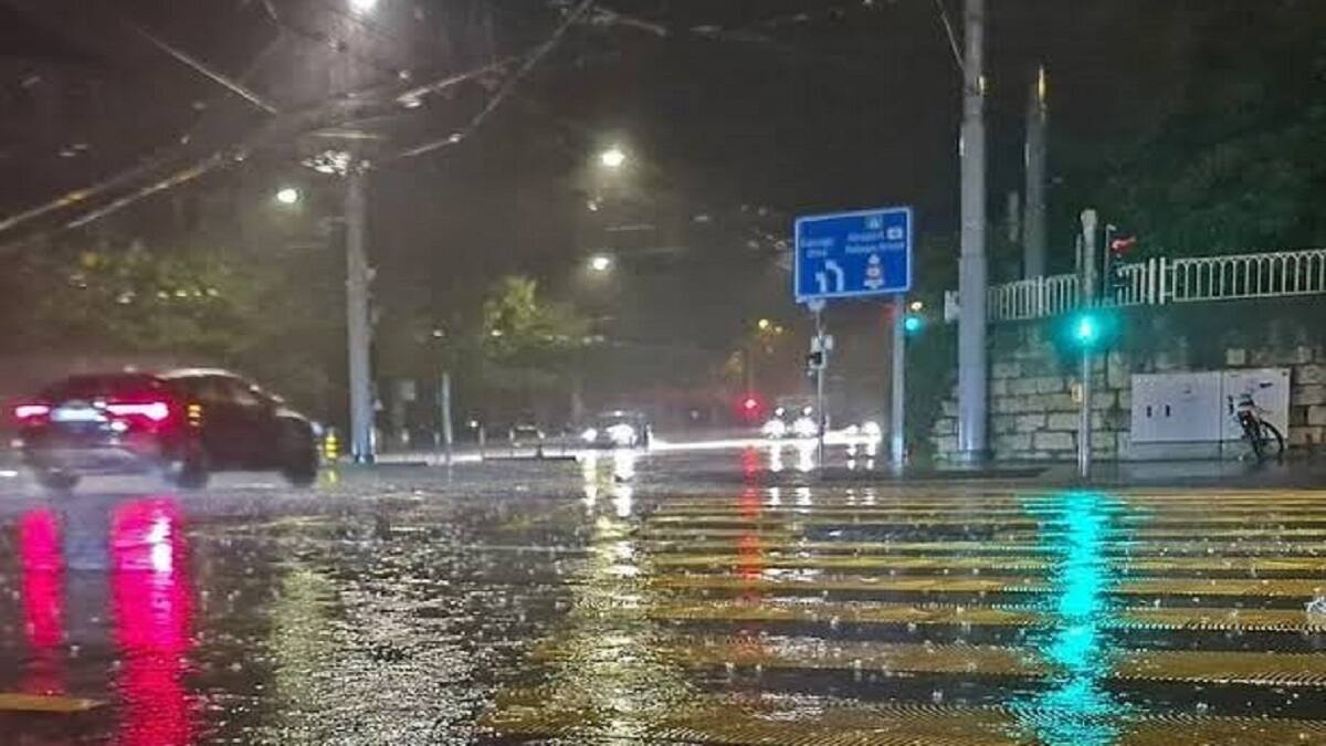 கத்திரி வெயிலுக்கு ரெஸ்ட் கொடுத்த கனமழை... வெந்து போய் கிடந்த திருச்சி மக்களுக்கு கொஞ்சம் ரிலாக்ஸ்