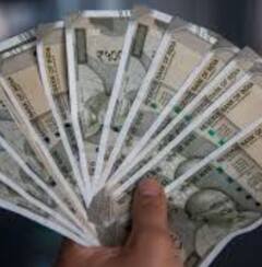 ਮਿਹਨਤ ਦੇ ਬਾਵਜੂਦ ਪੈਸੇ ਦੀ ਰਹਿੰਦੀ ਤੰਗੀ, ਨਹੀਂ ਮਿਲਦੀ ਤਰੱਕੀ! ਤਾਂ ਕਰੋ ਇਹ ਉਪਾਅ, ਕਿਸਮਤ ਹੋਏਗੀ ਮਿਹਰਬਾਨ