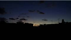 ਜਲੰਧਰ 'ਚ ਇੰਨੇ ਘੰਟੇ ਹੋਏਗਾ ਬਲੈਕਆਊਟ, ਜਨਰੇਟਰ ਤੋਂ ਲੈ ਕੇ ਇਨਵਰਟਰ ਤੱਕ ਸਭ ਕੁਝ ਬੰਦ ਕਰਨ ਦੀ ਕੀਤੀ ਗਈ ਅਪੀਲ; ਪੜ੍ਹੋ ਪੂਰੀ ਖਬਰ...