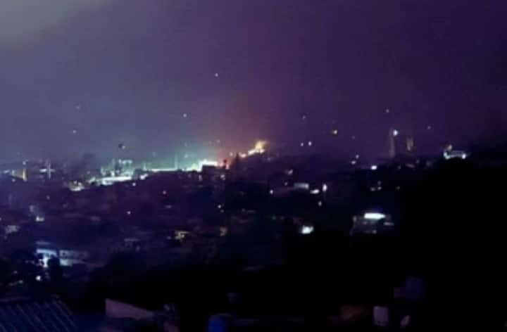 भारतीय सैन्यानं पहलगाम दहशतवादी हल्ल्याचा बदला घेतला आहे. ऑपरेशन सिंधूर राबवत भारताने पाकिस्तानातील 9 दहशतवादी तळांवर हल्ले केले आहेत.