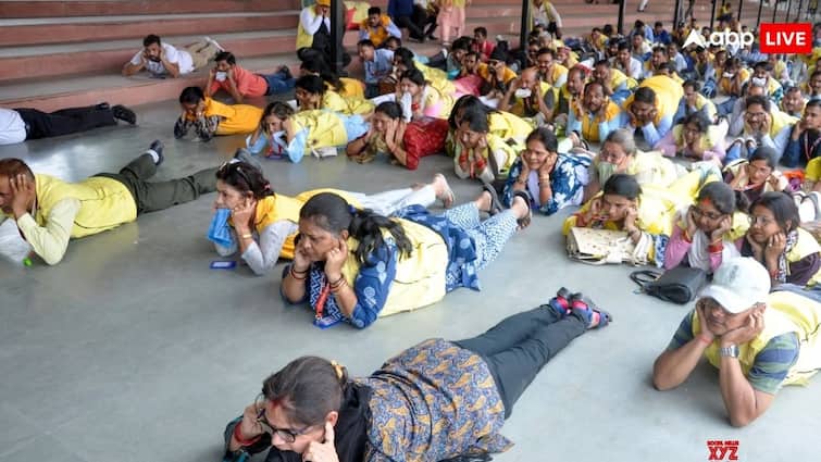 मॉक ड्रिल शुरू होने के बाद भूलकर भी न करें ये गलतियां, जरूर जान लीजिए ये बात do not make these mistake after the mock drill started know the important things मॉक ड्रिल शुरू होने के बाद भूलकर भी न करें ये गलतियां, जरूर जान लीजिए ये बात