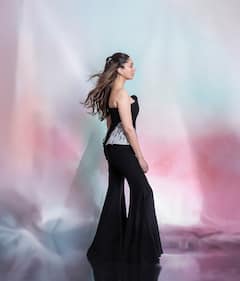 Aditi Rao Hydari: बिब्बोजानचा ग्लॅमरस लूक; नव्या लूकने देतेय फॅशन गोल्स!