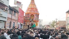 ஆரூரா, தியாகேசா பக்தி கோஷம் விண்ணதிர தஞ்சை பெரியகோயில் தேரோட்டம் கோலாகலம்