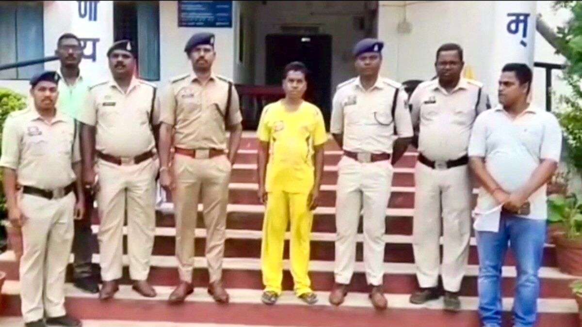 शराब पीते वक्त ज्यादा चखना खाने को लेकर विवाद, कुल्हाड़ी से मारकर दोस्त की हत्या