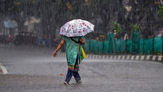 UP Weather: यूपी में मौसम ने बदली करवट, इस दिन तक बारिश के आसार, आंधी-तूफान का भी अलर्ट