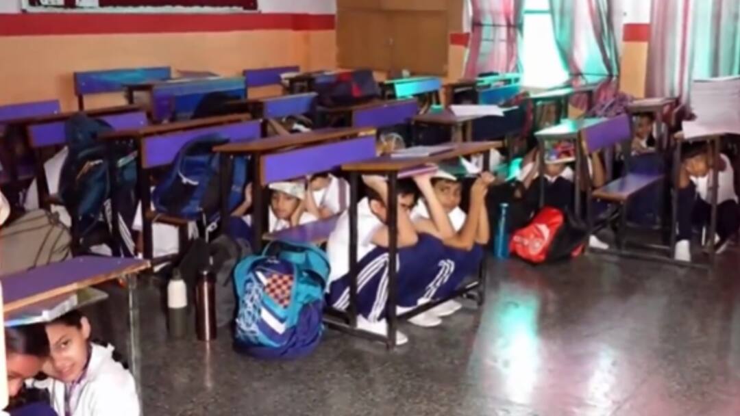 Delhi Holds 'Operation Abhyas' To Guide Students And Teachers On Disaster Preparedness Delhi Holds 'Operation Abhyaas' To Guide Students And Teachers On Disaster Preparedness