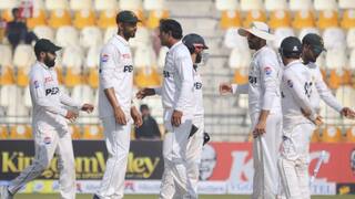 Cricketer died due to heart attack: लाइव क्रिकेट मैच में आया हार्ट अटैक, पाकिस्तान के युवा क्रिकेटर की मौत