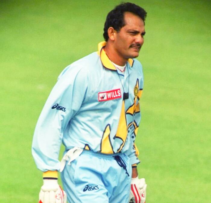 भारतीय क्रिकेट टीम के पूर्व कप्तान मोहम्मद अजहरुद्दीन उस समय विवादों के घेरे में आ गए थे, जब यह अफवाह उड़ी कि उन्होंने अपनी पूर्व पत्नी अभिनेत्री संगीता बिजलानी को धोखा दिया है. यह अटकलें तब और तेज हो गईं, जब बैडमिंटन खिलाड़ी ज्वाला गुट्टा के साथ उनके कथित संबंध की खबरें सामने आईं.