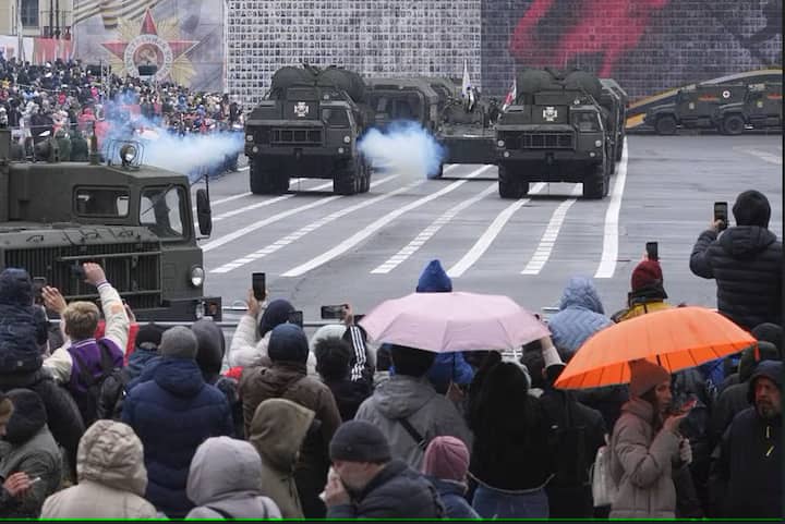 सिस्टीम सक्रिय झाल्यानंतर केवळ 3 मिनिटांत फायरिंगसाठी तयार होते.यामुळे शत्रूचा हल्ला तत्काळ निष्फळ केला जाऊ शकतो