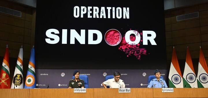 7 मे रोजी पाकिस्तानात हल्ले केल्याची पहाटे 1.44 वा. भारताकडून घोषणा करण्यात आली.