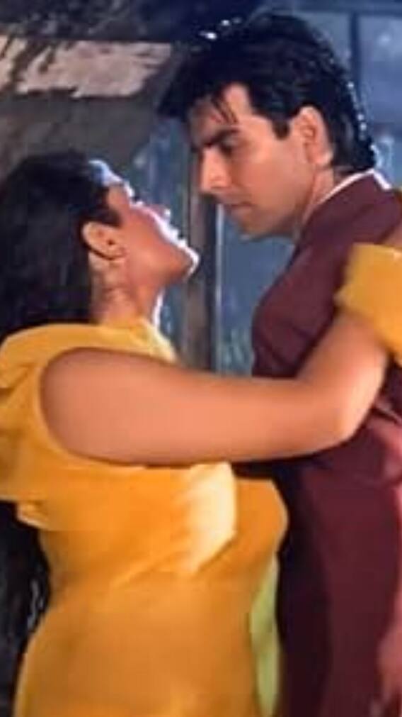 जब बारिश में भीगे बदन इन एक्ट्रेसेस ने हीरो संग किया खूब रोमांस